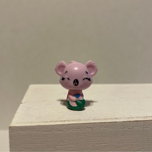 Hatchimals Pink Koala Mermaid 1” Figure Loose 05 - Picture 2 of 7